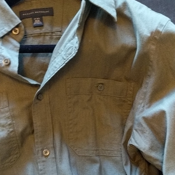 Banana Republic Shirt - Picture 4 of 8